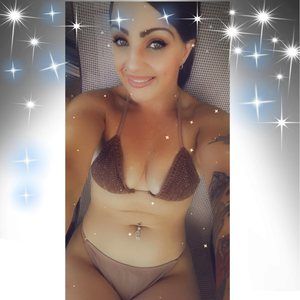 Meet your Posher, Christy